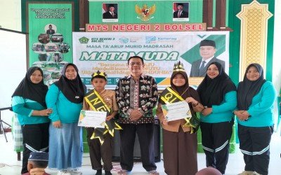 Kepala MTs Negeri 2 Bolsel Resmi Tutup MATAMUDA 2026, Moh. Akmar NJ. Masadi dan Zhahira Rhamadani Ismail Dinobatkan sebagai King dan Queen